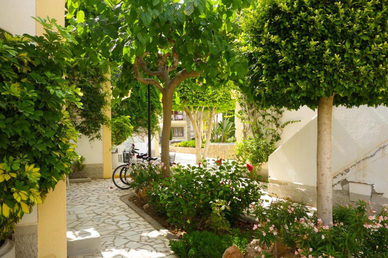 Apartamento Oasis Playas de Vera Exteriér fotografie